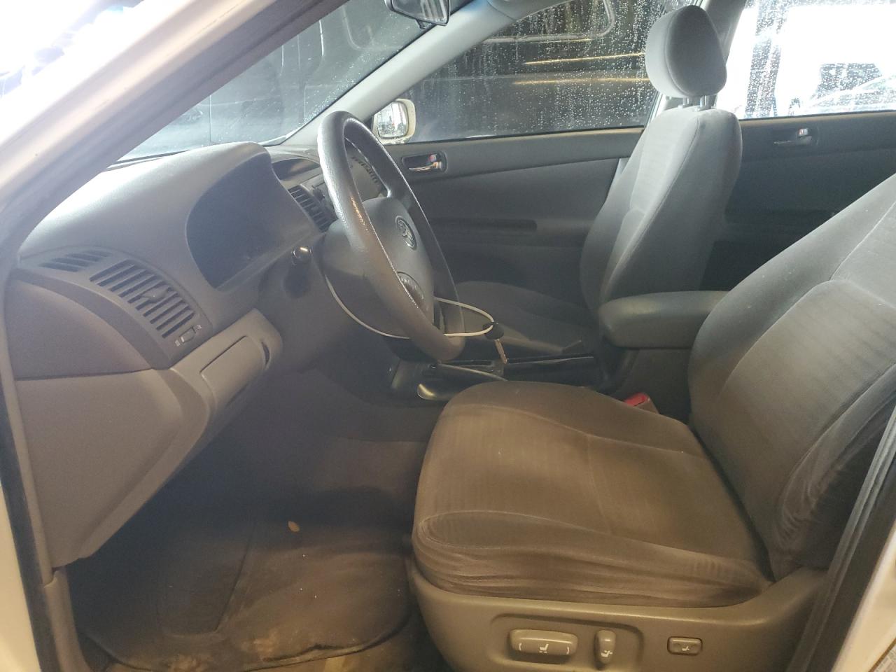 2006 Toyota Camry - Image 7
