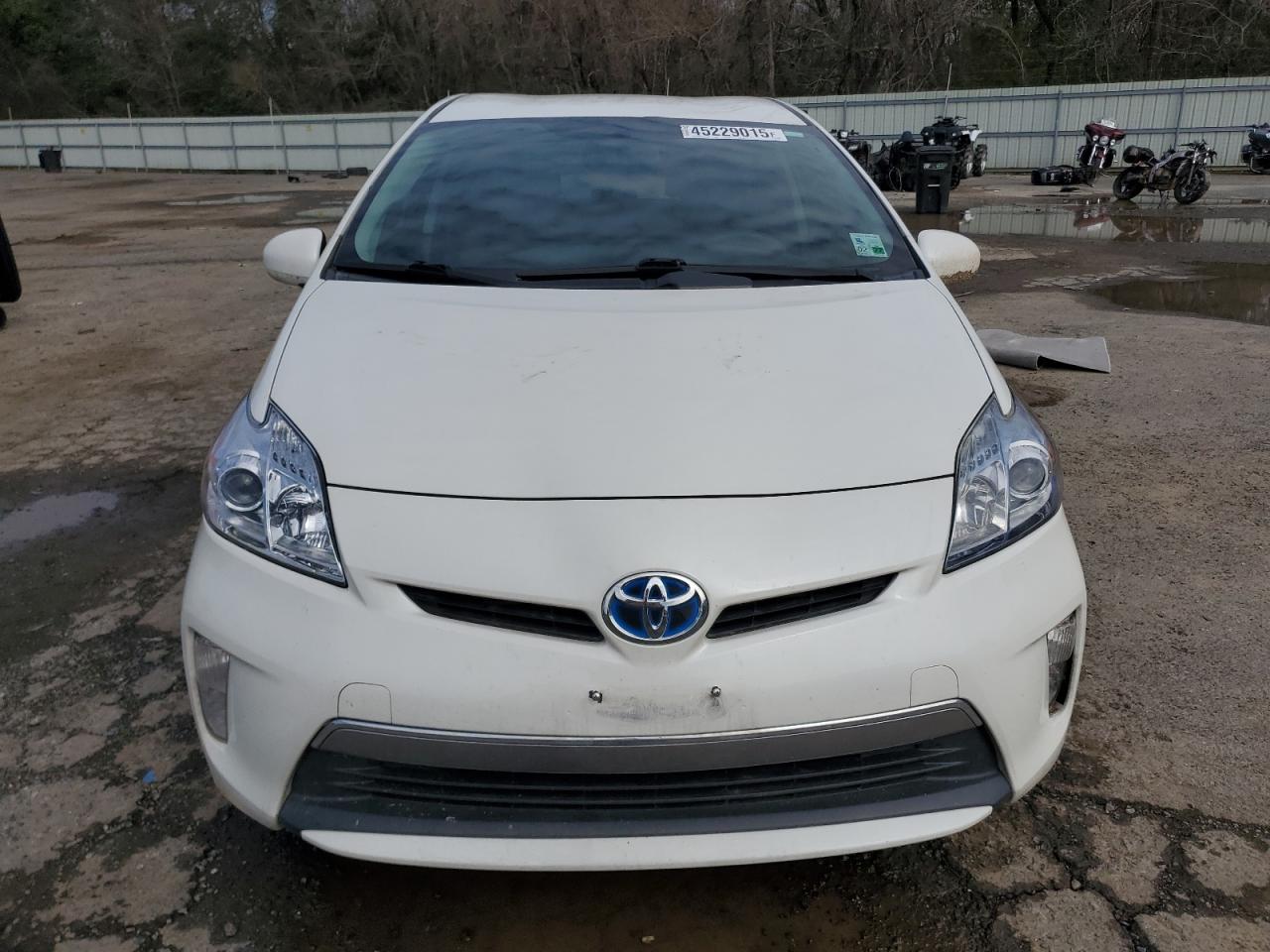 2012 Toyota Prius - Image 5