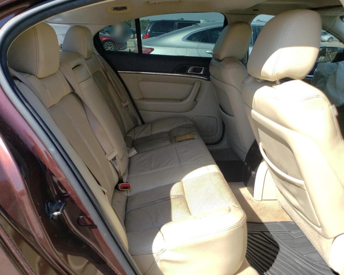 2009 Lincoln MKS - Image 10