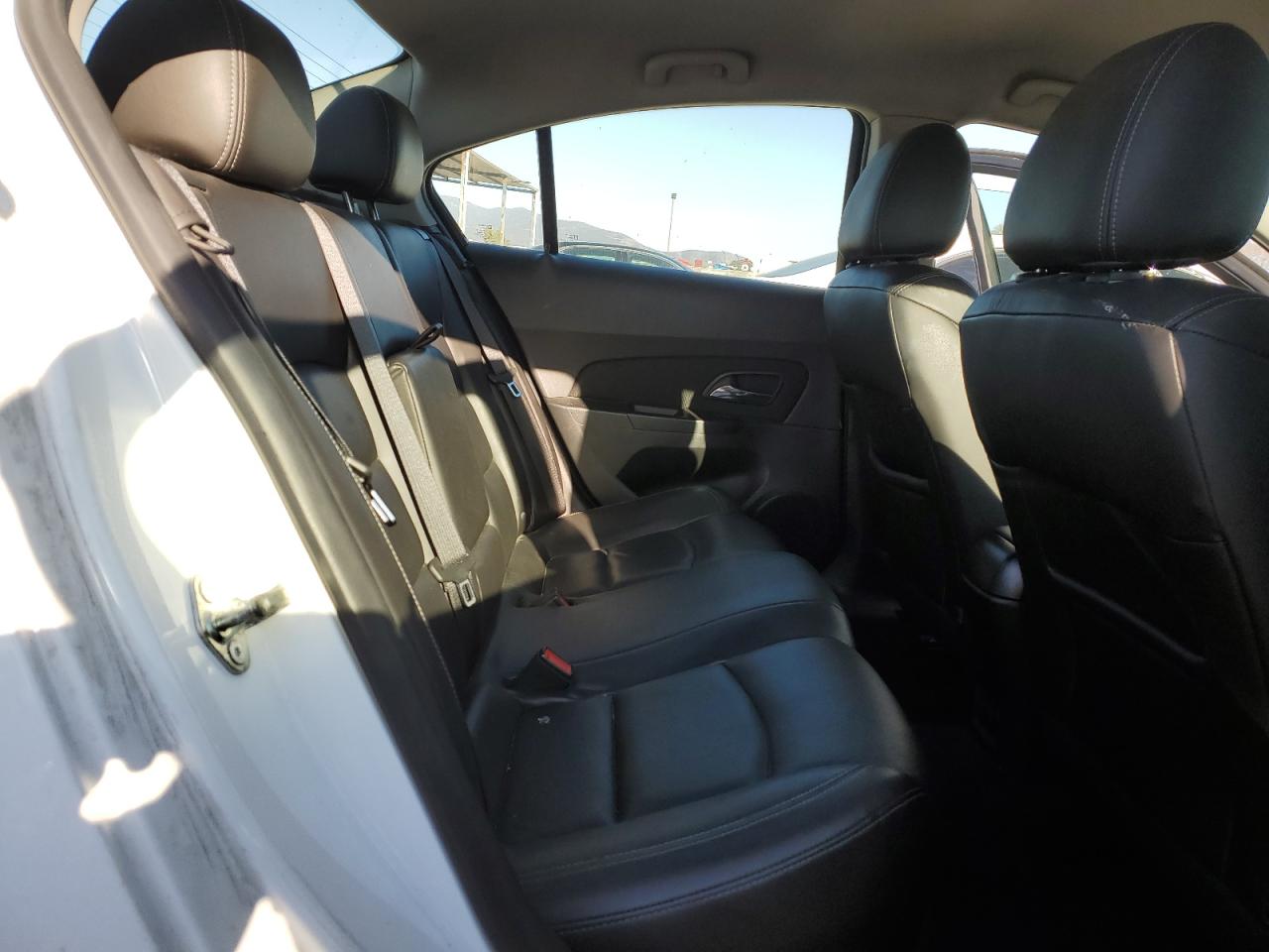 2013 Chevrolet Cruze - Image 10