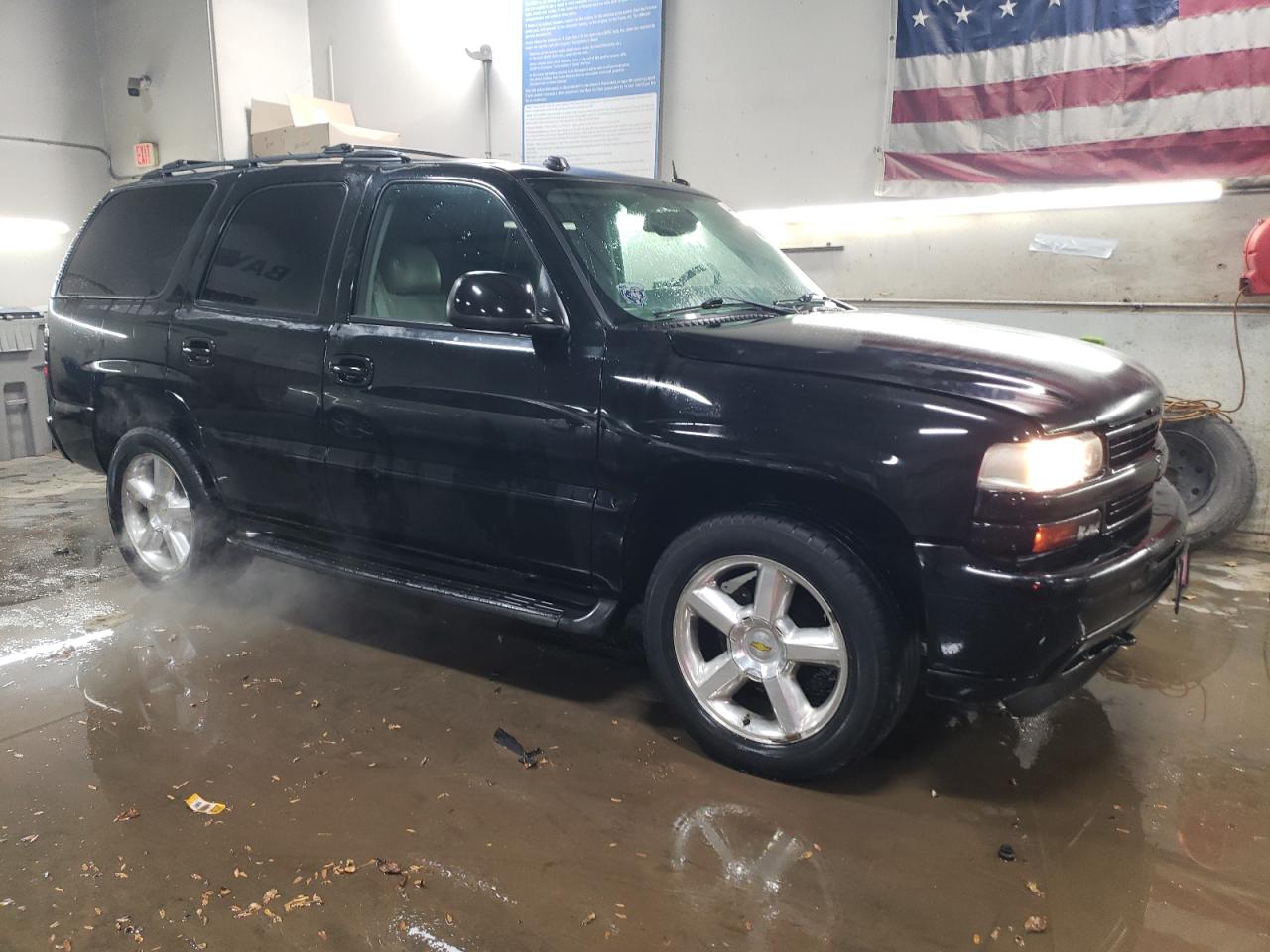 2005 Chevrolet Tahoe - Image 4