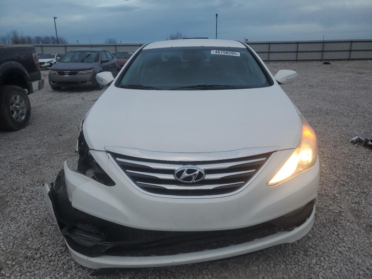 2014 Hyundai Sonata - Image 5