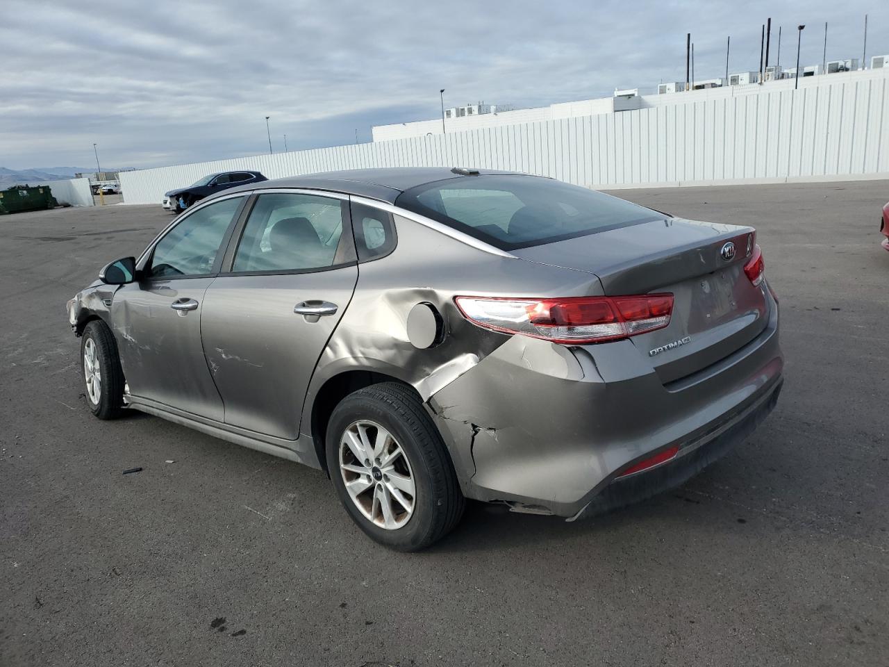 2016 Kia Optima - Image 2