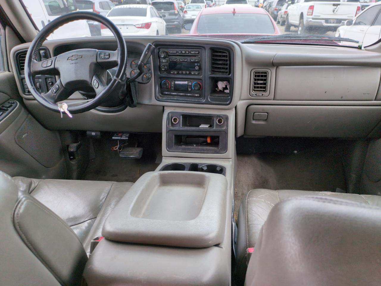 2006 Chevrolet Silverado - Image 8