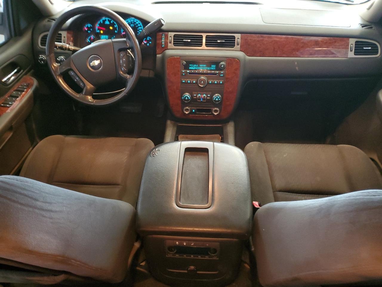 2009 Chevrolet Tahoe - Image 8