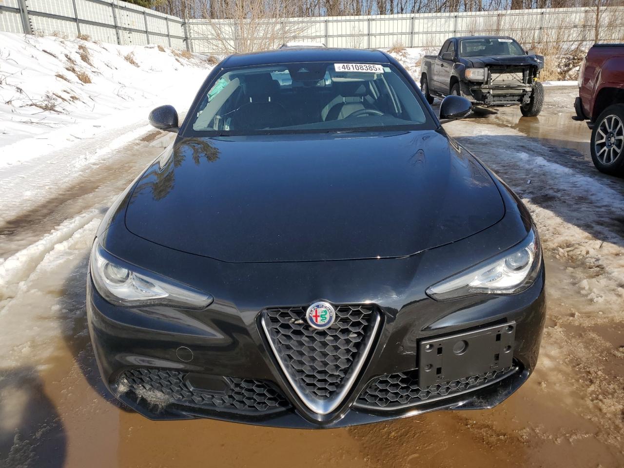 2021 Alfa Romeo Giulia - Image 5