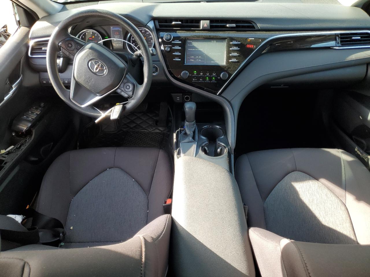 2018 Toyota Camry - Image 8