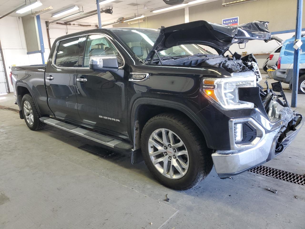 2019 GMC Sierra - Image 4