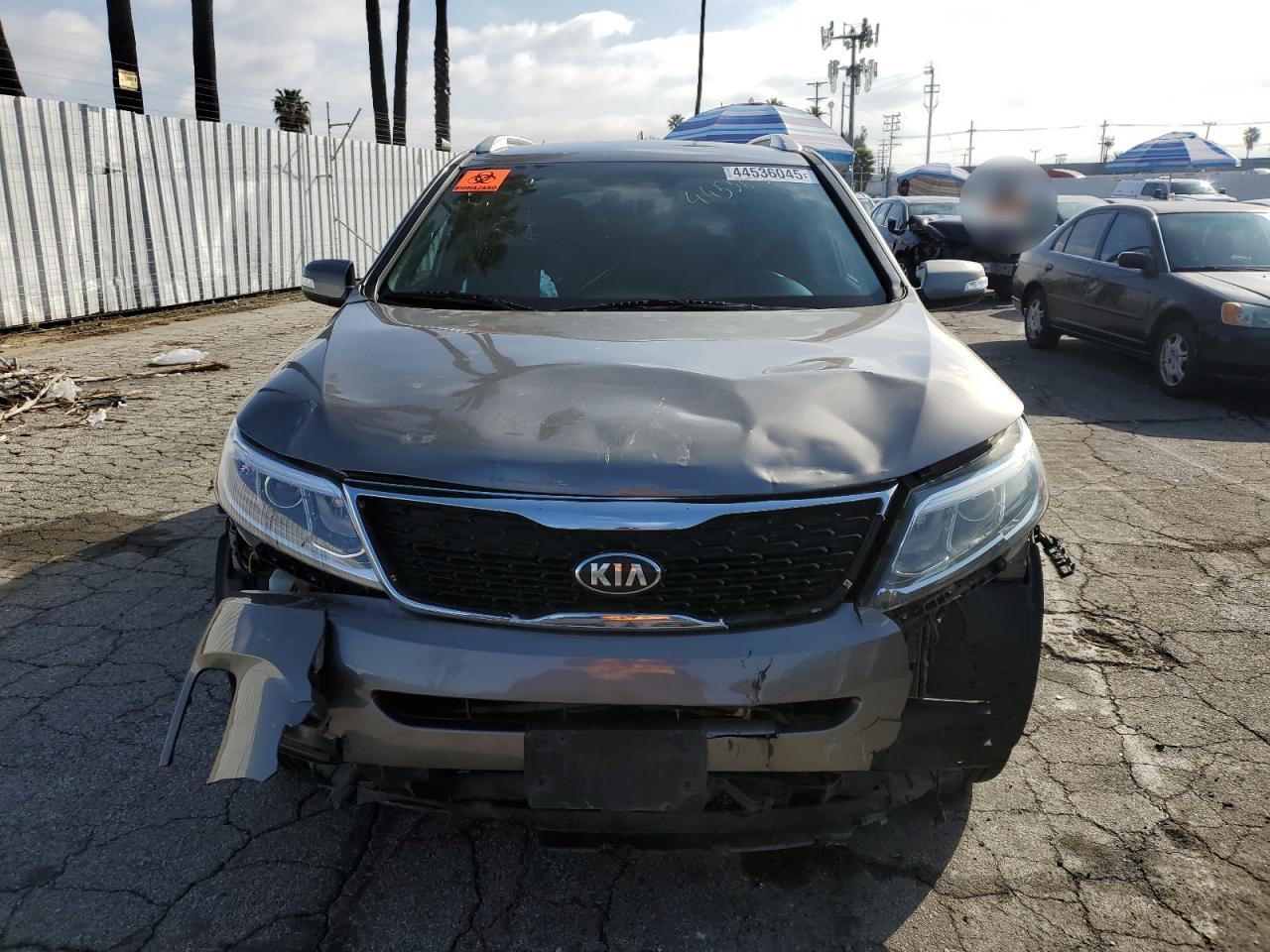 2015 Kia Sorento - Image 5