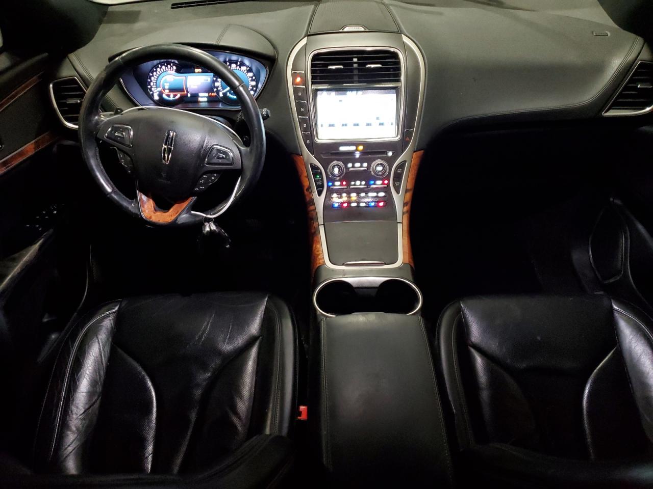 2016 Lincoln MKX - Image 8