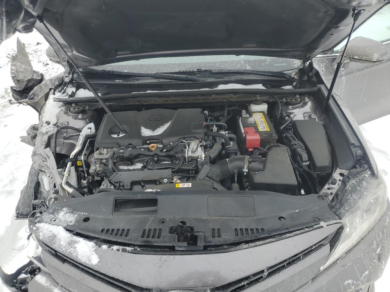 2020 Toyota Camry - Image 11