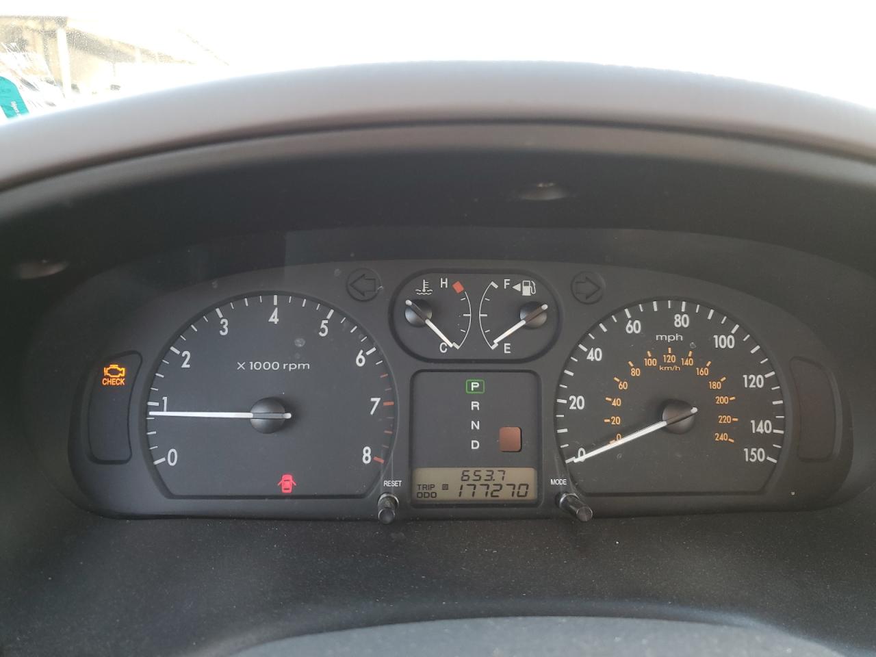 2004 Kia Optima - Image 9