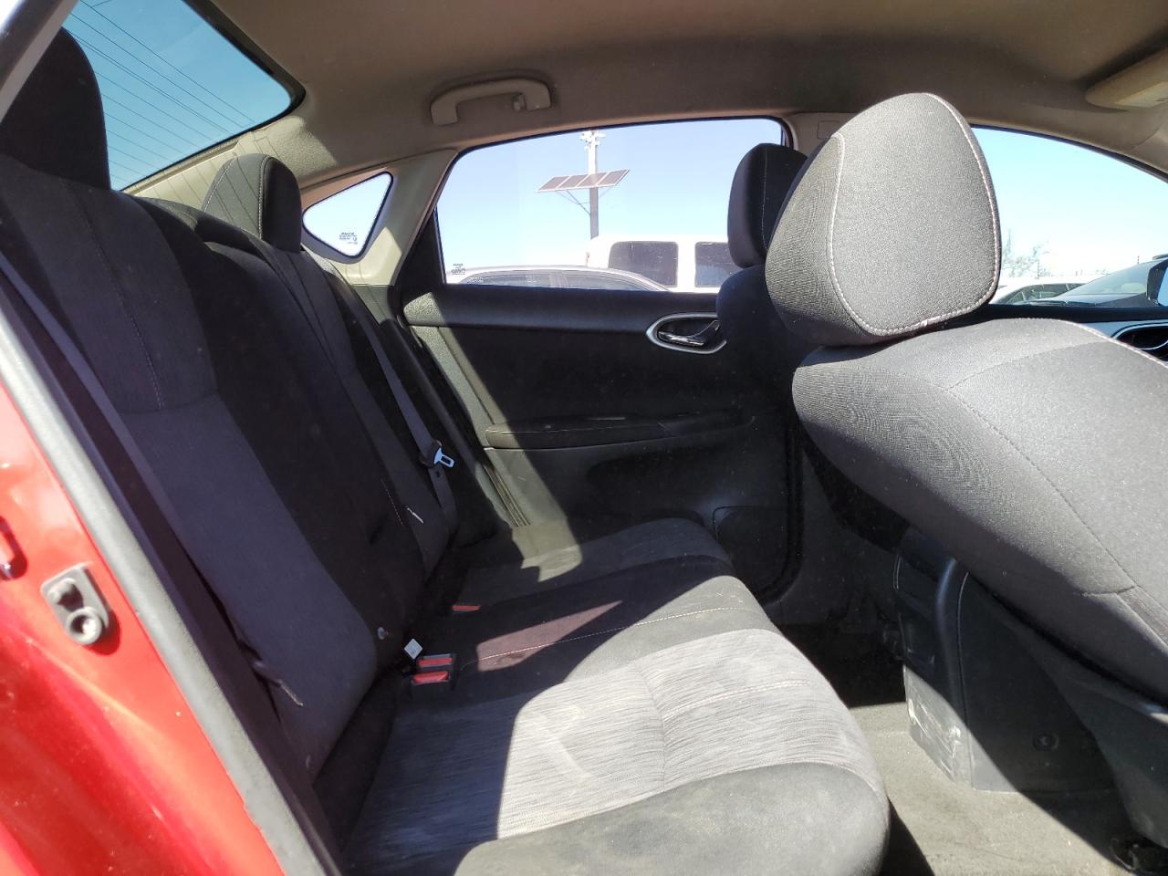 2014 Nissan Sentra - Image 10
