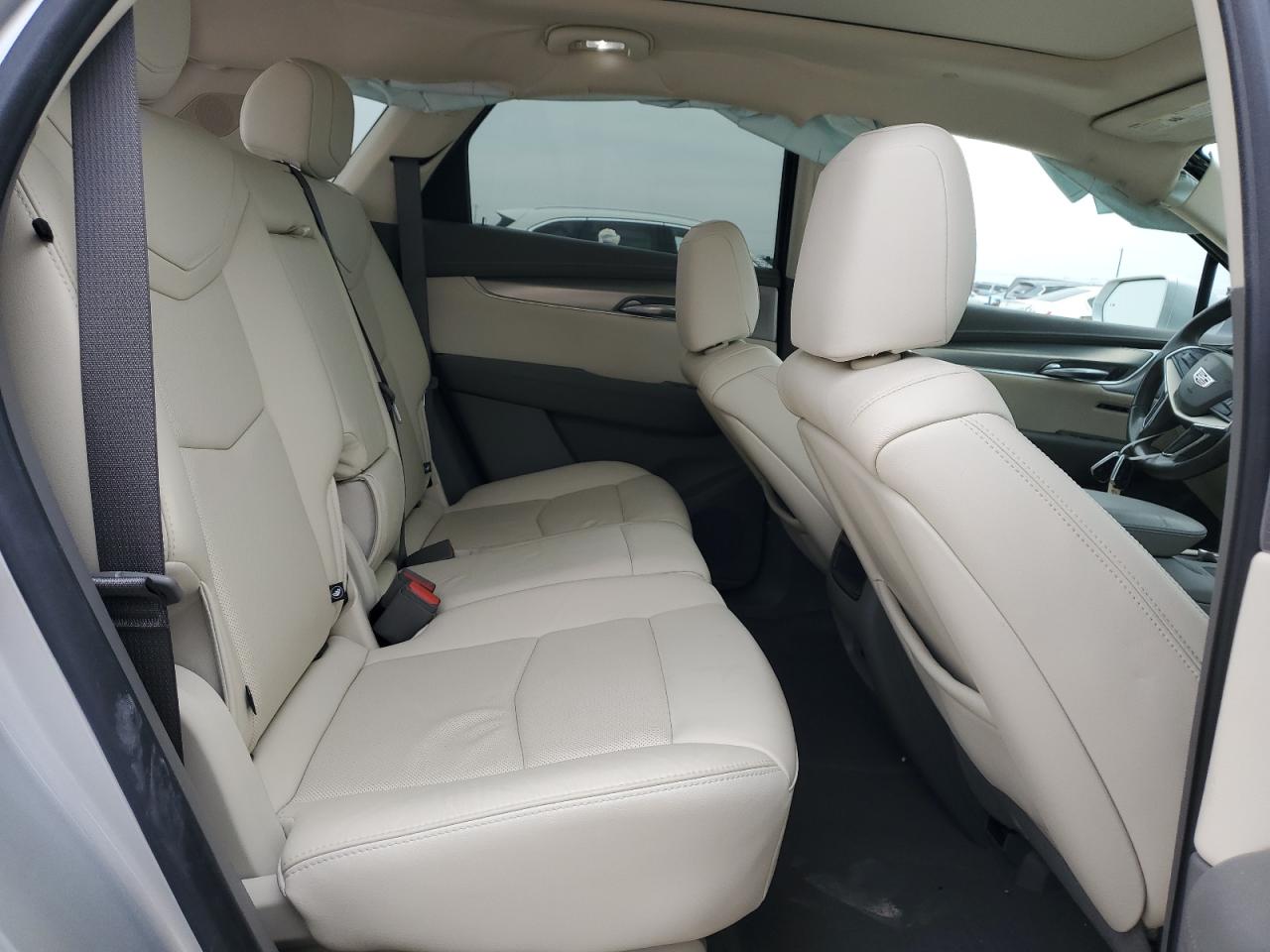 2020 Cadillac XT5 - Image 12