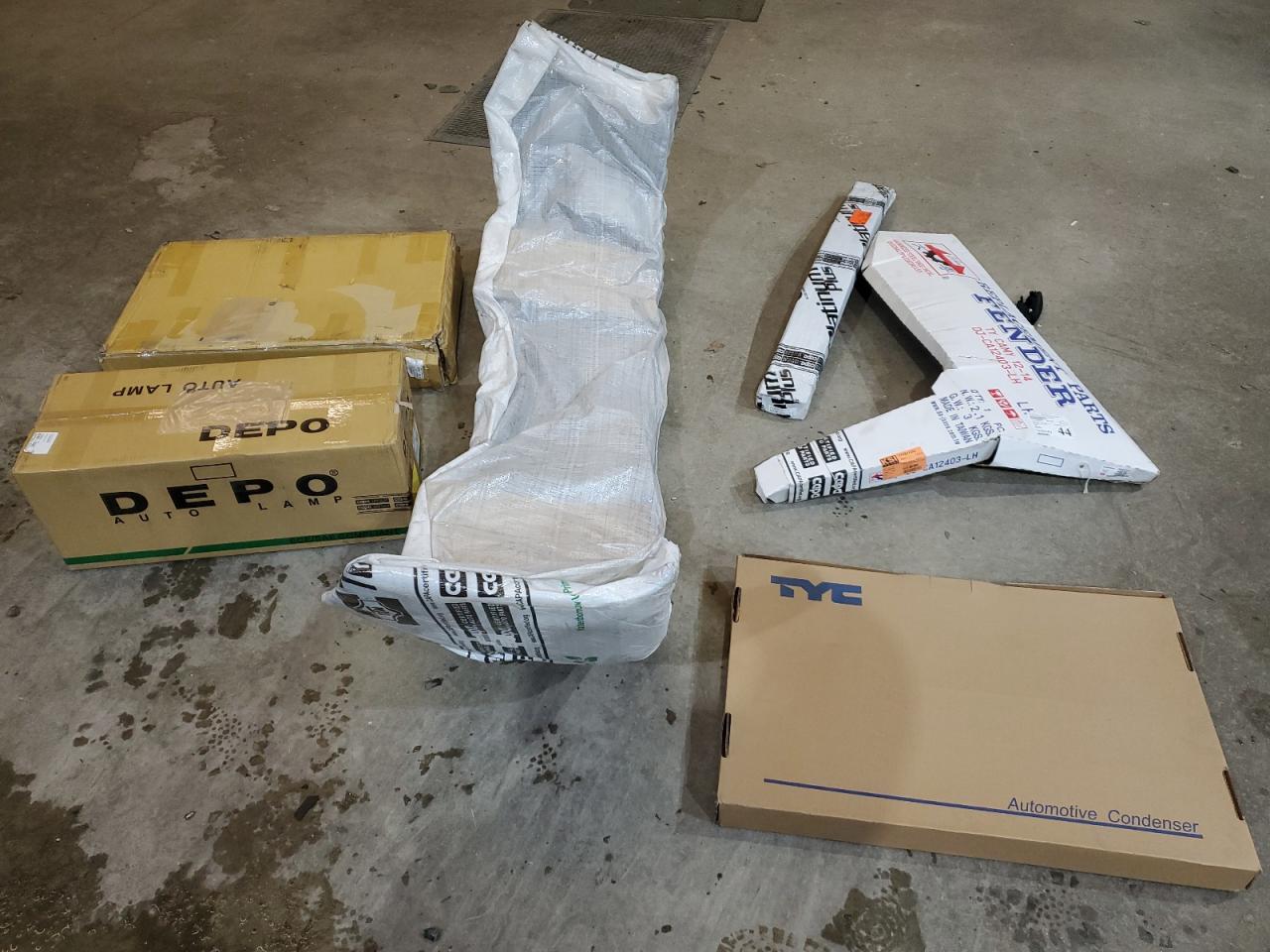 2014 Toyota Camry - Image 12