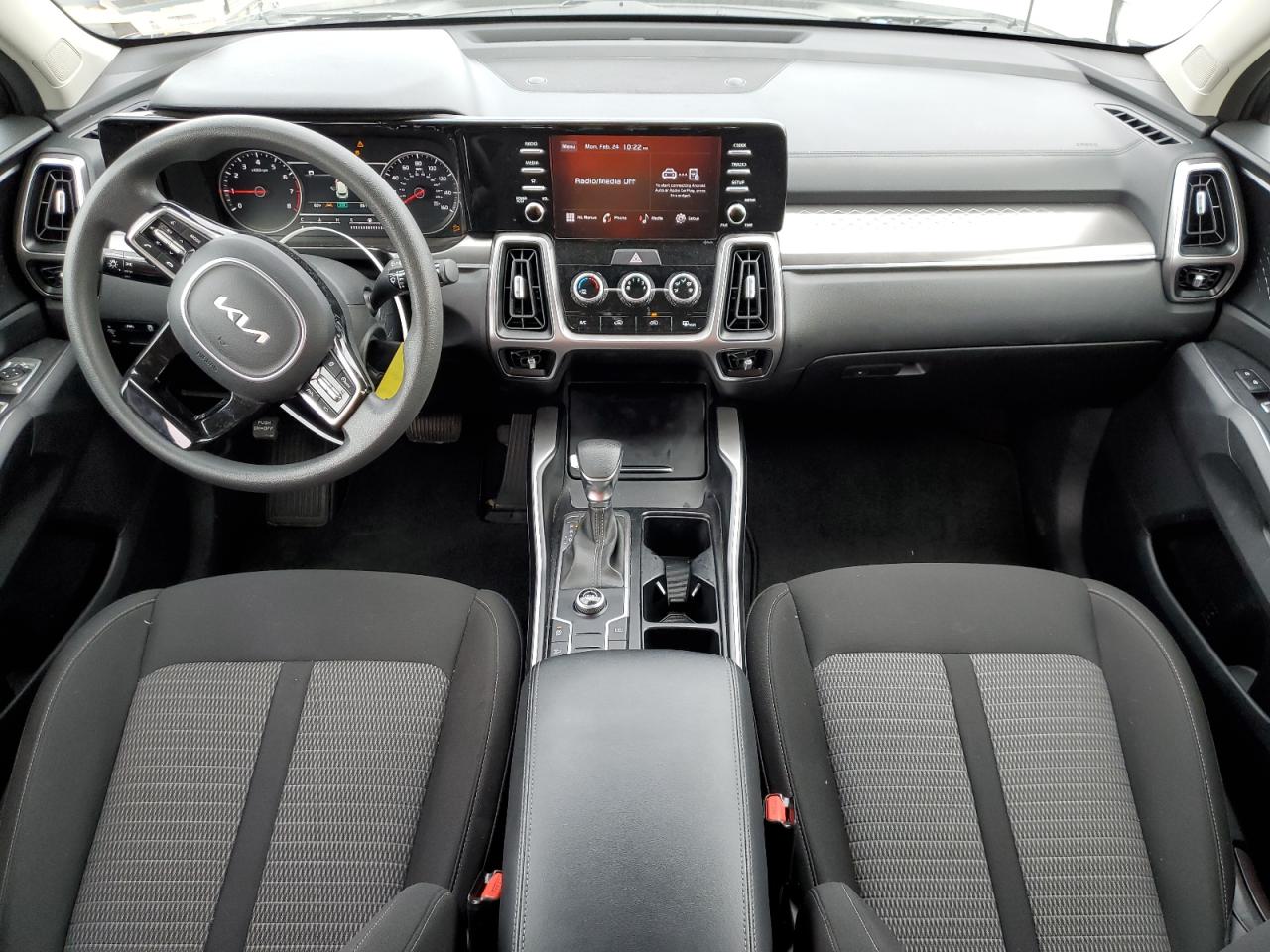 2023 Kia Sorento - Image 8