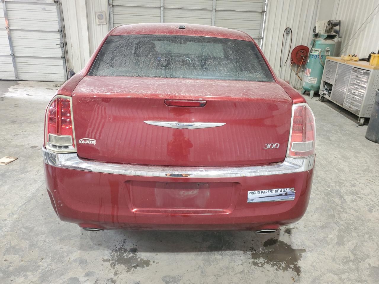 2012 Chrysler 300 - Image 6