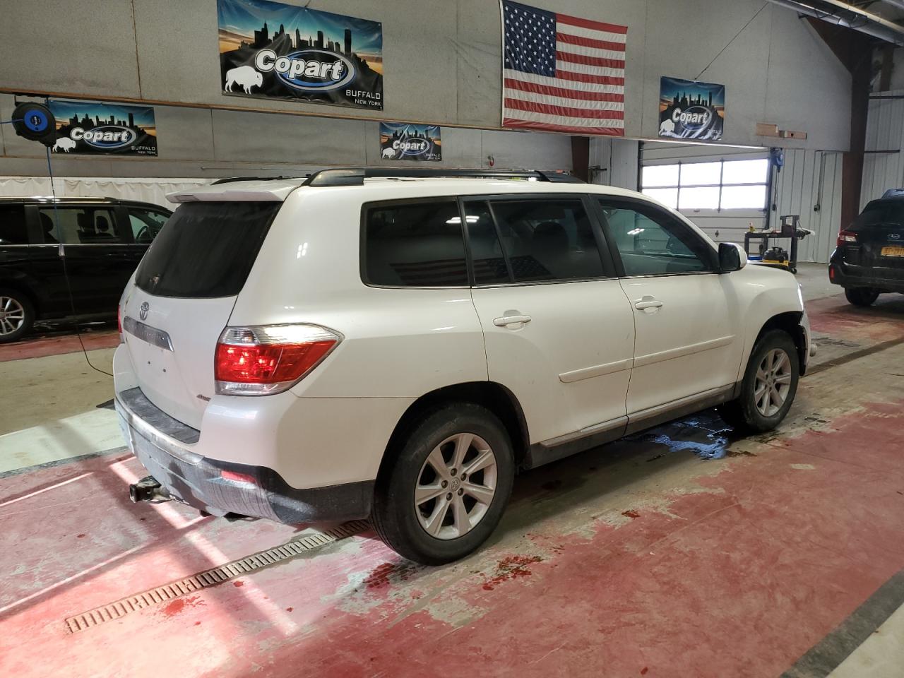 2012 Toyota Highlander - Image 3