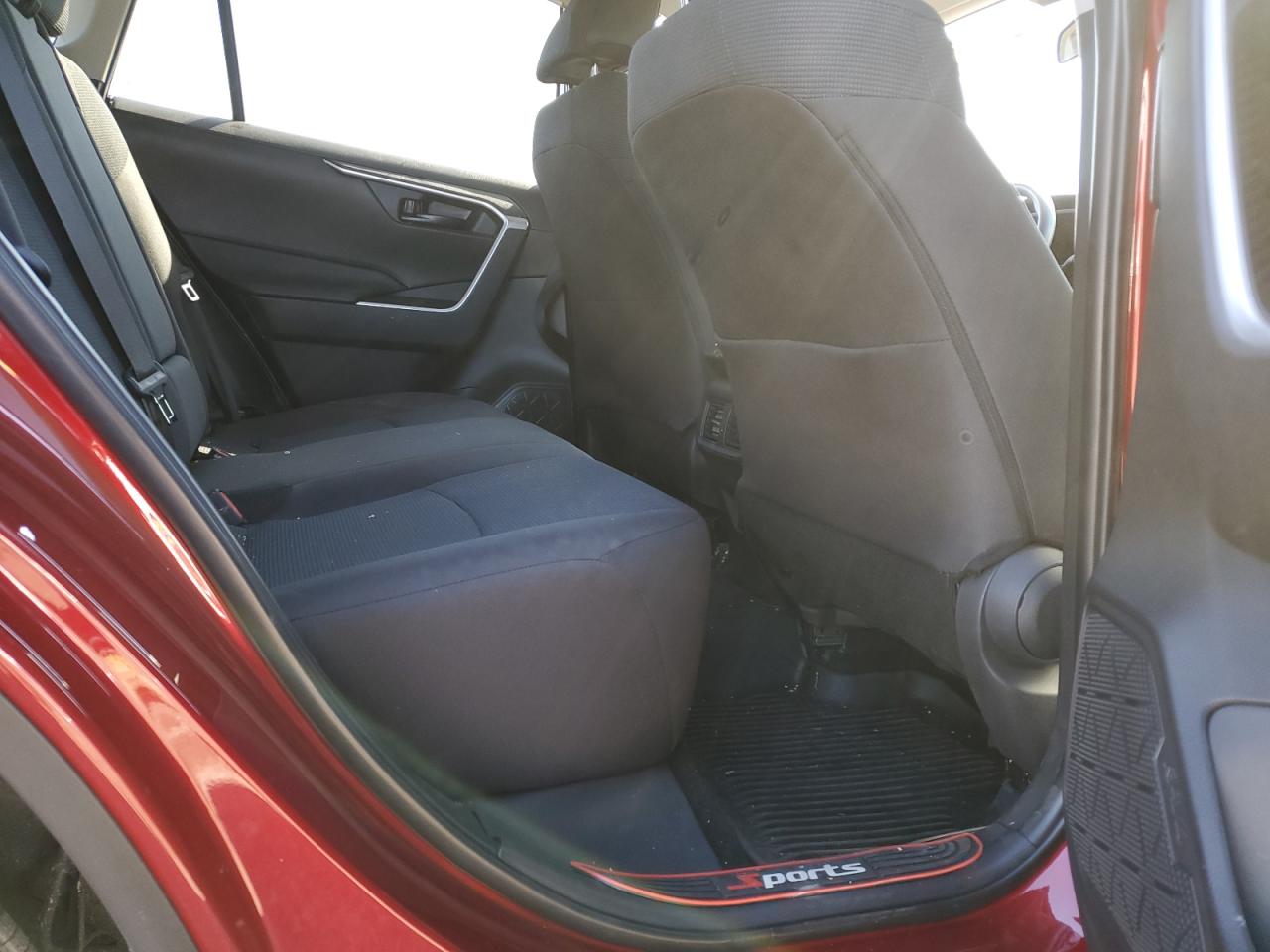 2024 Toyota RAV 4 - Image 11
