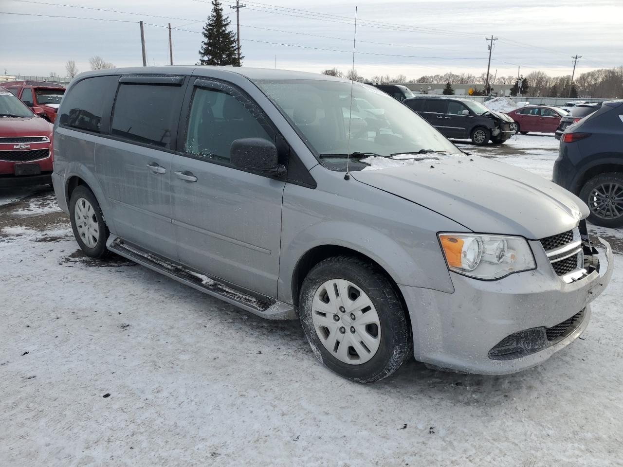 2015 Dodge Caravan - Image 4