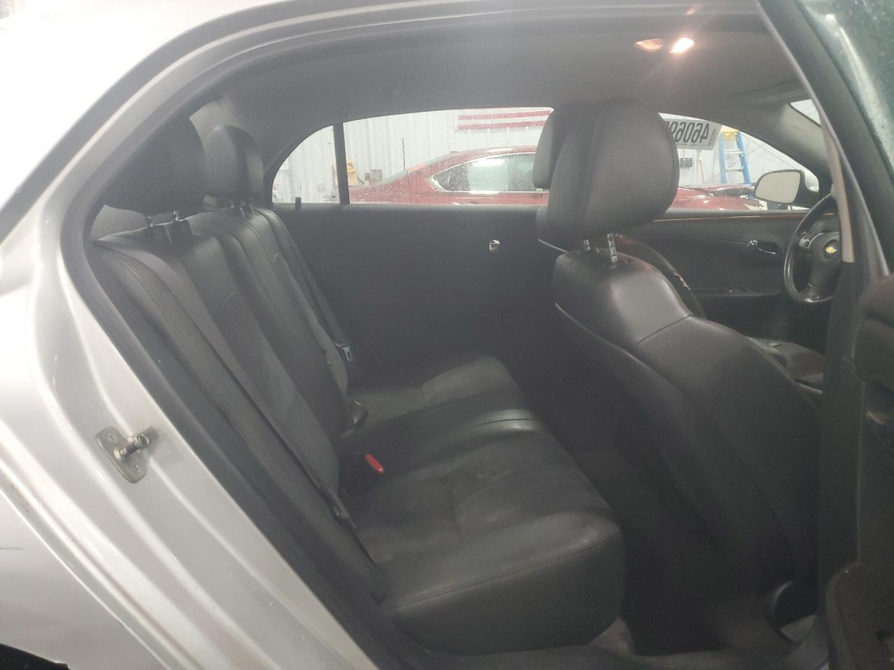 2011 Chevrolet Malibu - Image 10