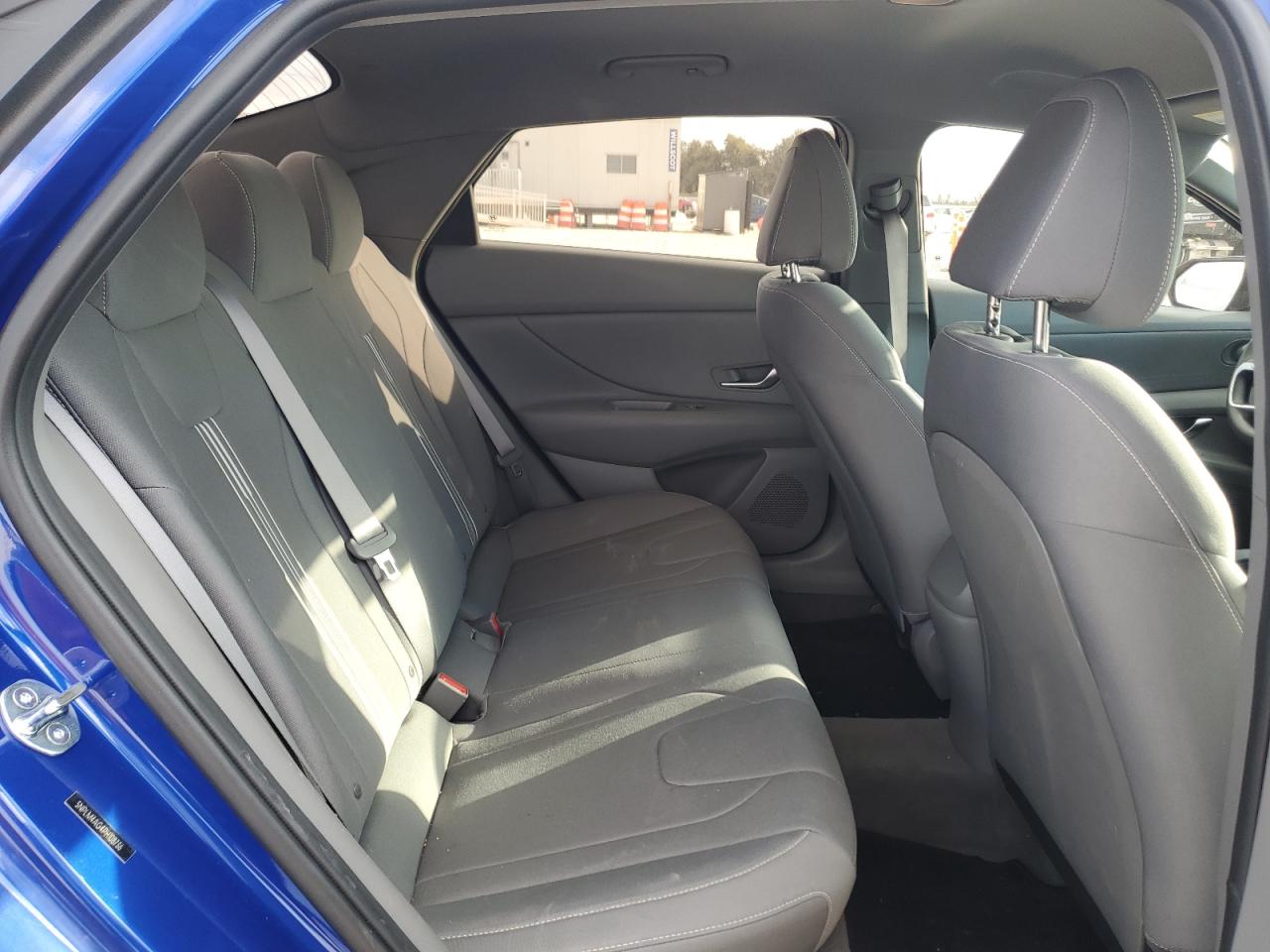 2023 Hyundai Elantra - Image 10