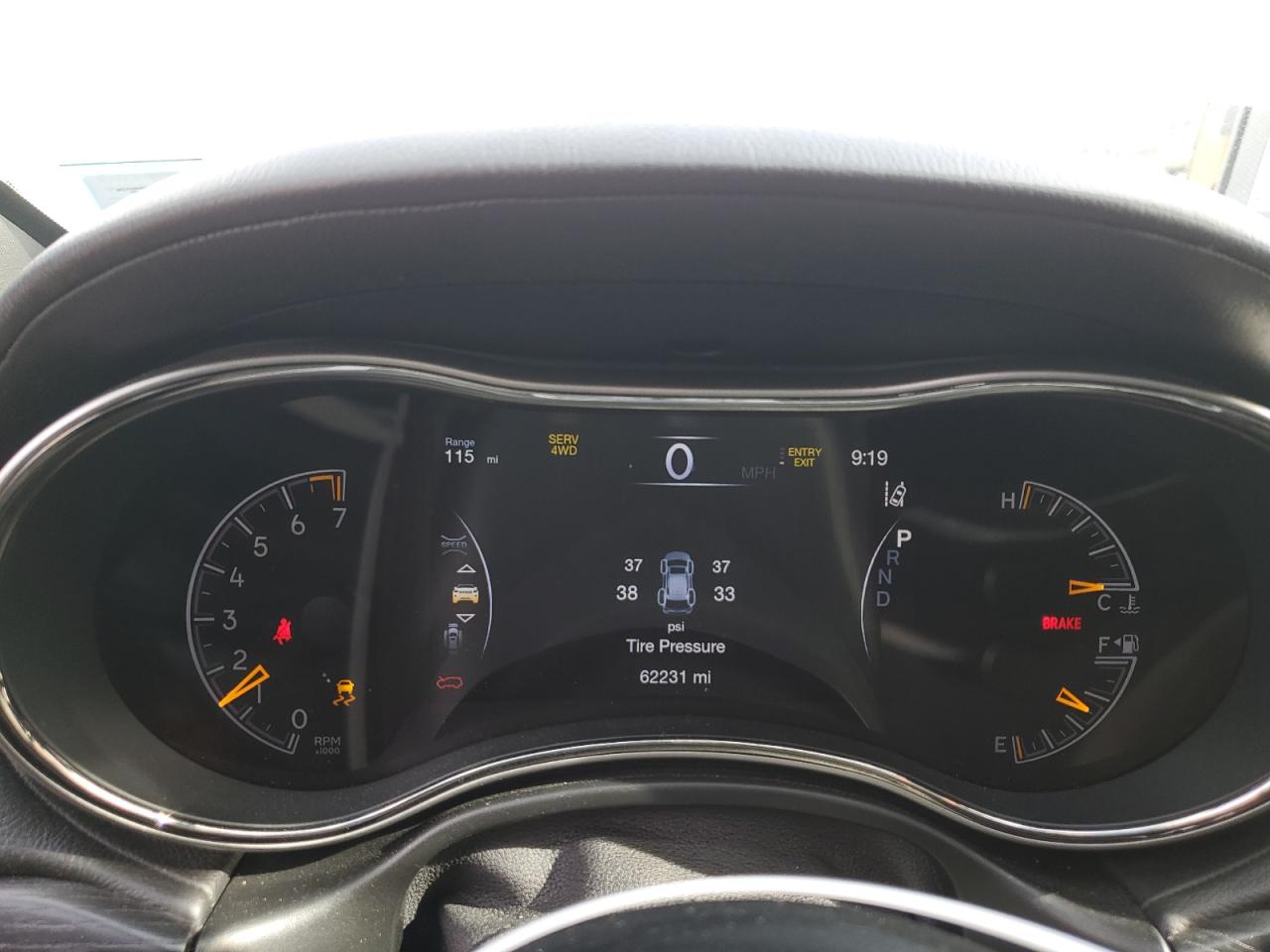 2019 Jeep Grand Cherokee - Image 9