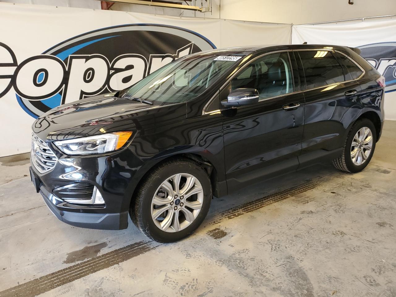 2022 Ford Edge - Image 1