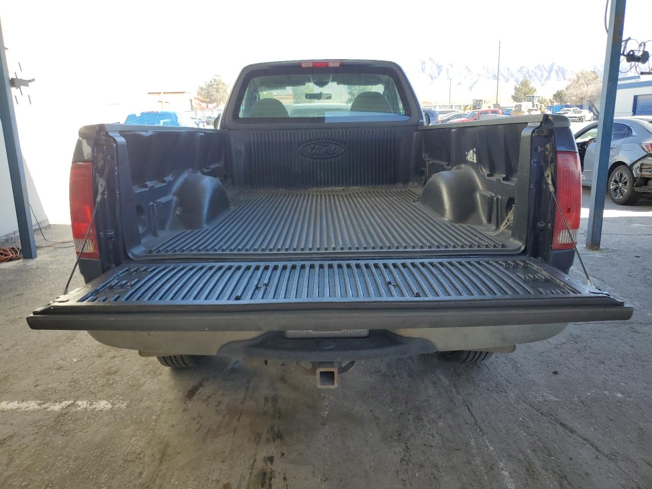 2004 Ford F-150 - Image 10
