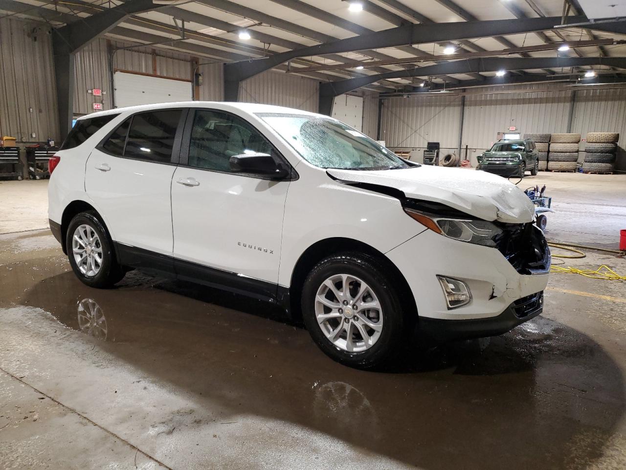 2021 Chevrolet Equinox - Image 4