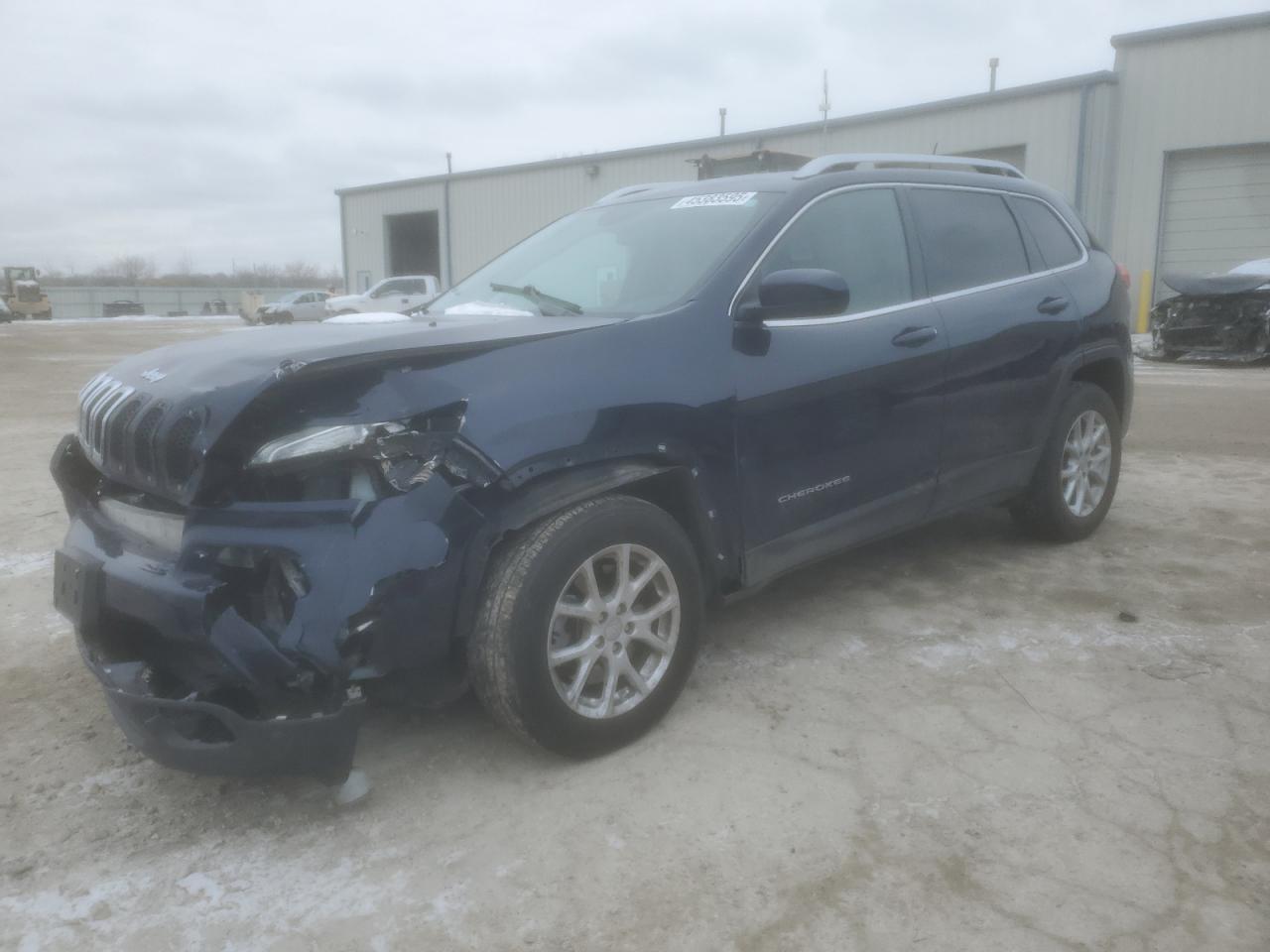 2016 Jeep Cherokee Latitude იყიდება Kansas City-ში, KS - Front End
