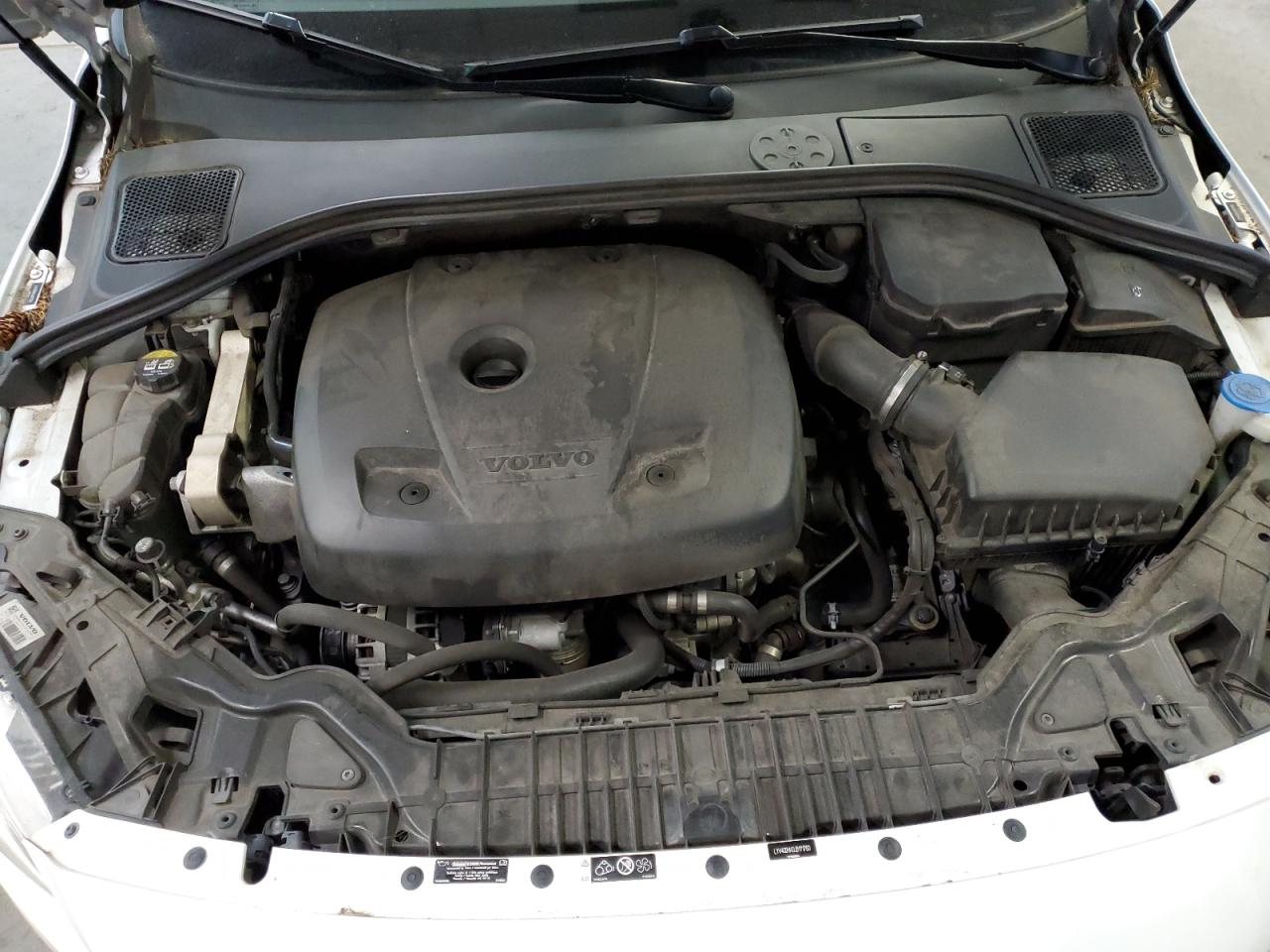2018 Volvo S60 - Image 13