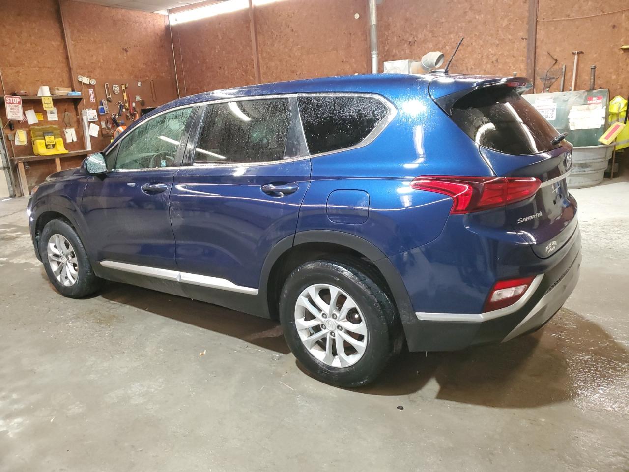 2020 Hyundai Santa Fe - Image 2