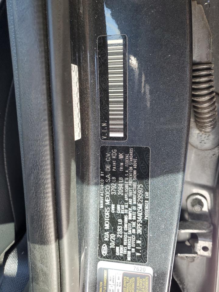 2021 Kia Forte - Image 12