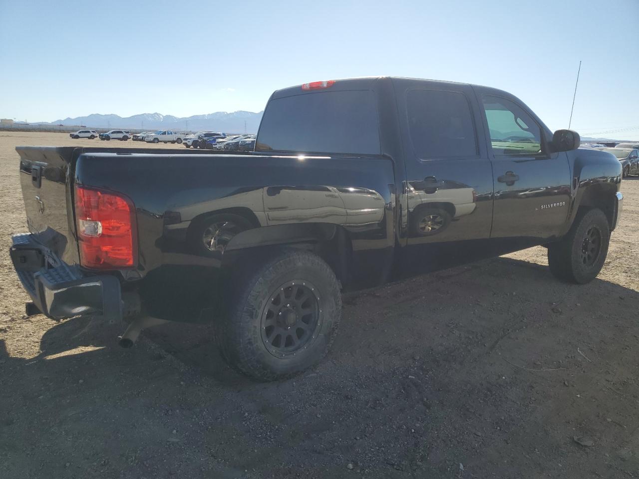 2012 Chevrolet Silverado - Image 3