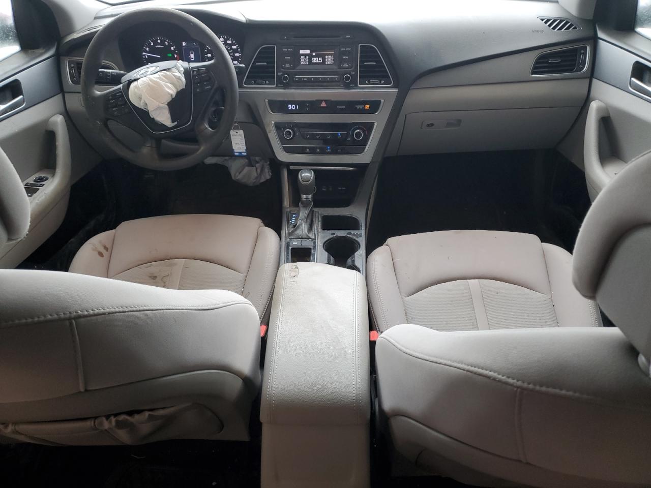 2017 Hyundai Sonata - Image 8