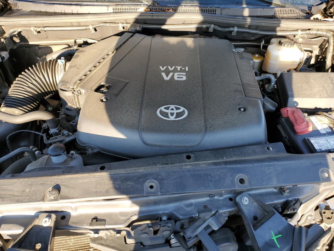 2015 Toyota Tacoma - Image 11