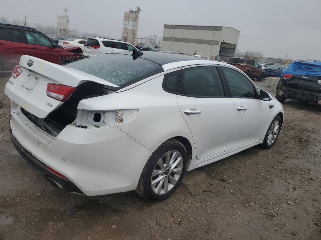 2016 Kia Optima - Image 3
