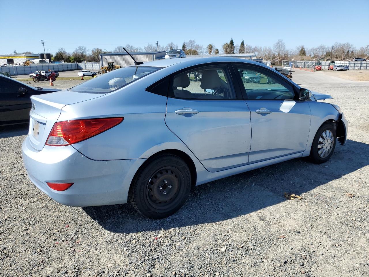 2013 Hyundai Accent - Image 3