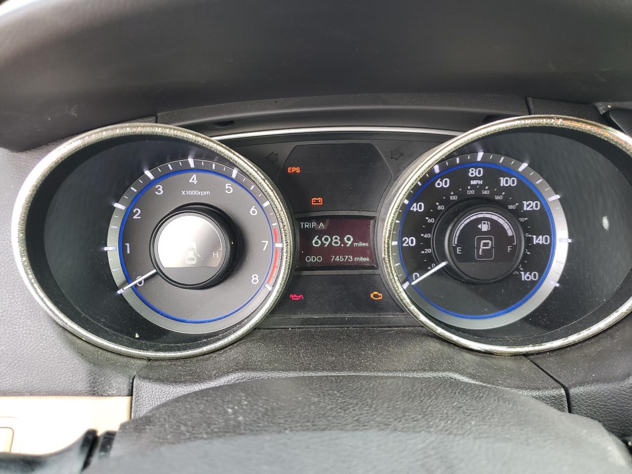 2011 Hyundai Sonata - Image 9