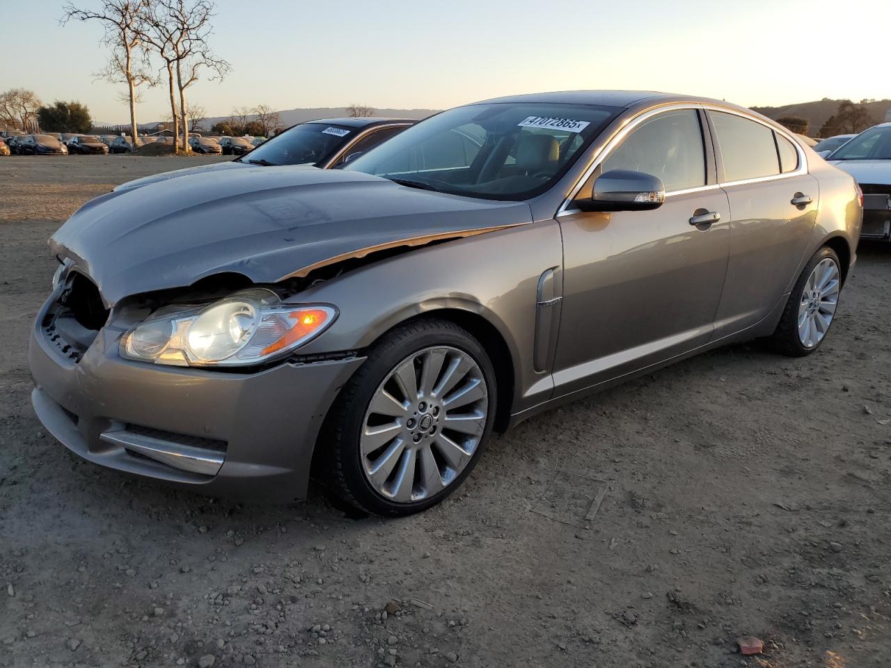 2009 Jaguar XF - Image 1