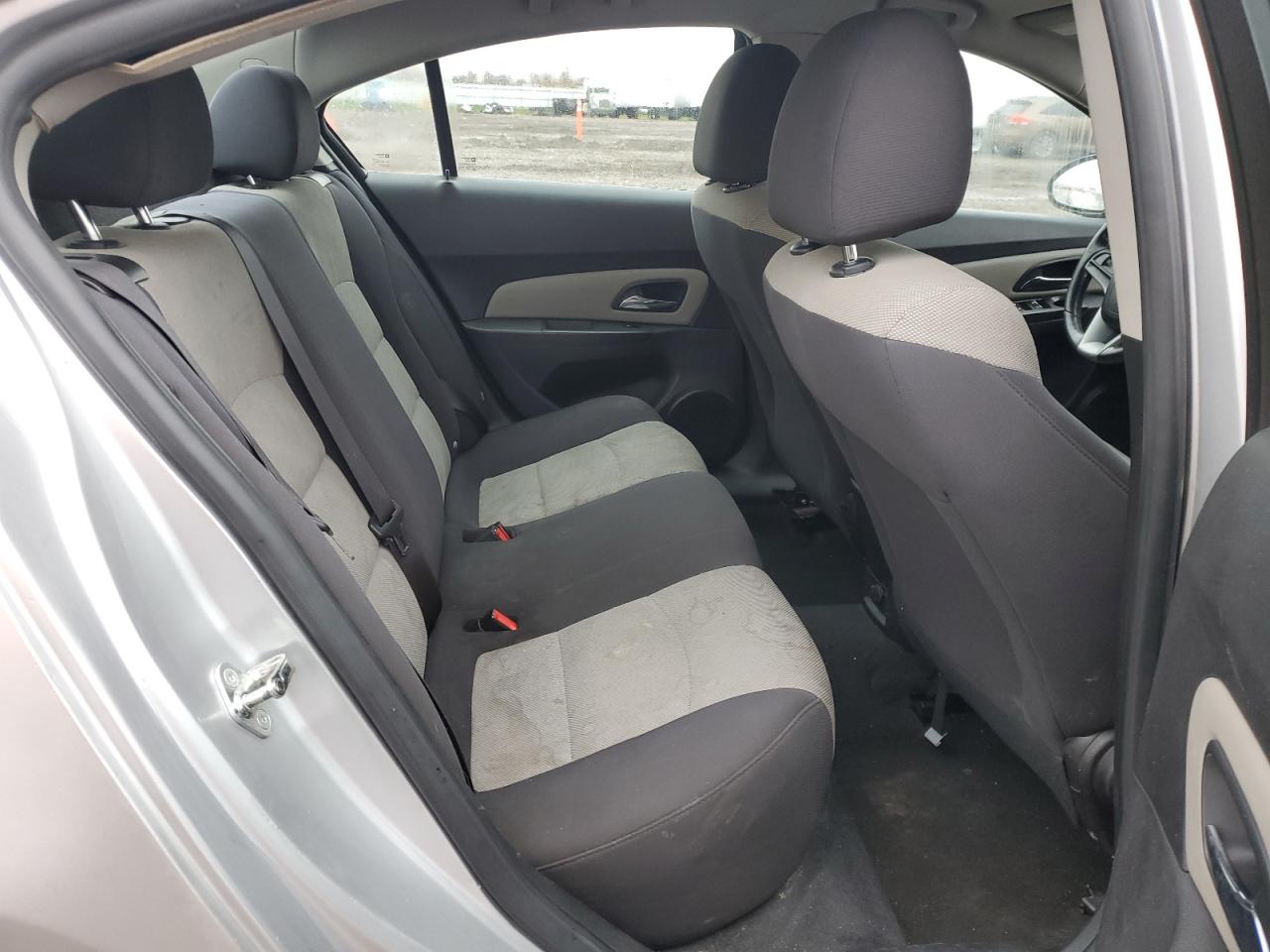 2016 Chevrolet Cruze - Image 10