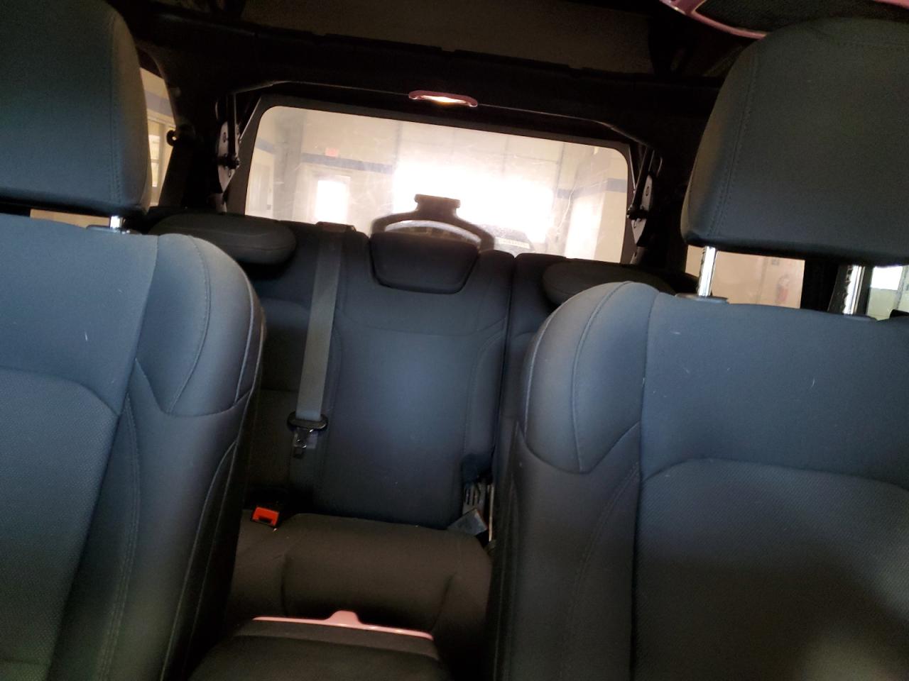 2020 Jeep Wrangler - Image 10