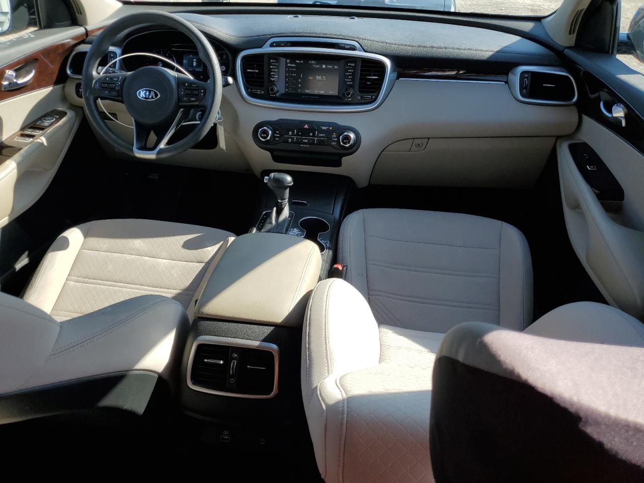 2018 Kia Sorento - Image 8