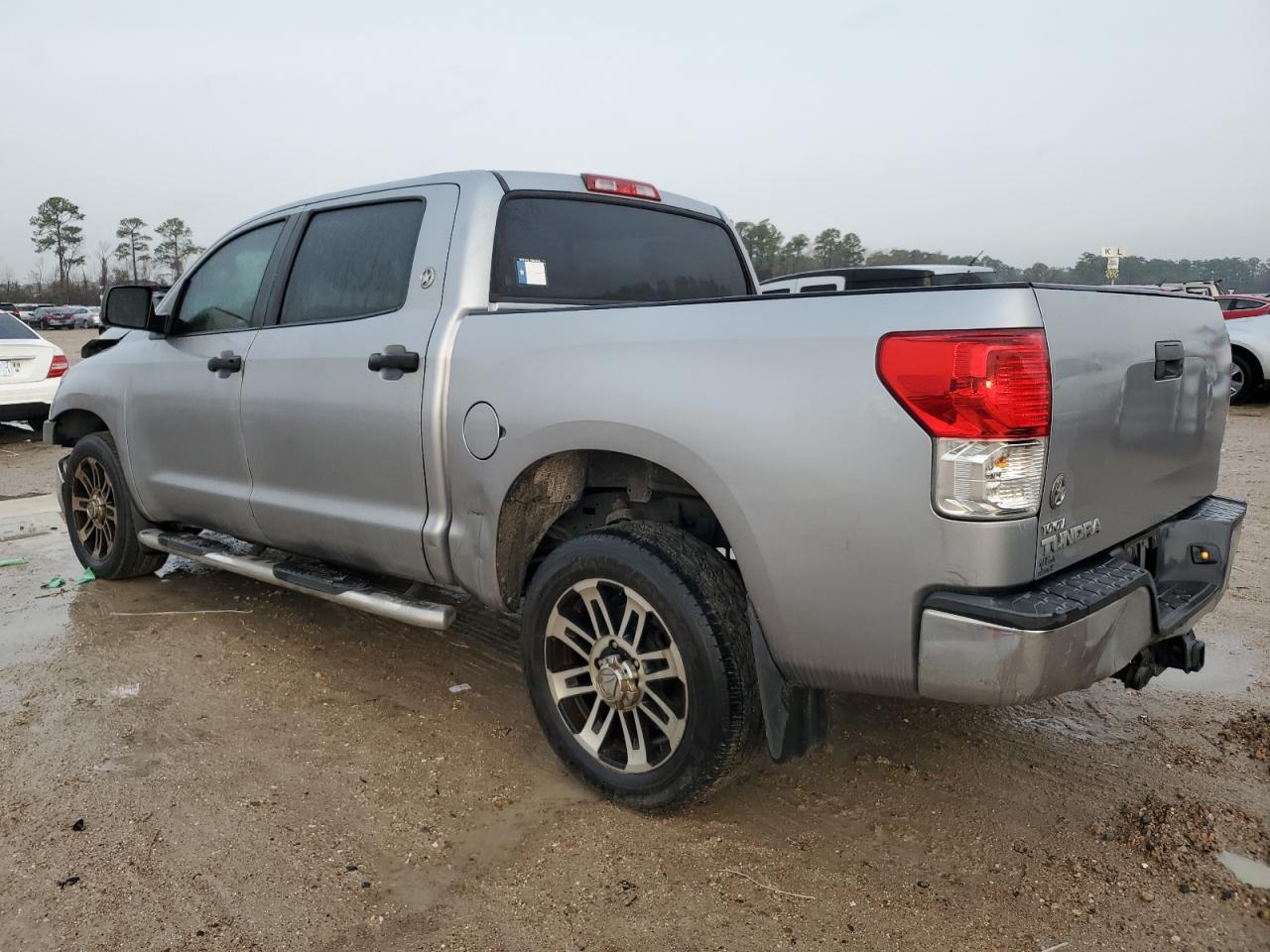 2013 Toyota Tundra - Image 2