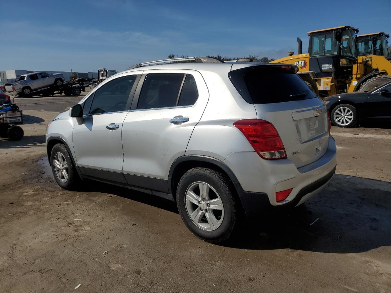 2019 Chevrolet Trax - Image 2
