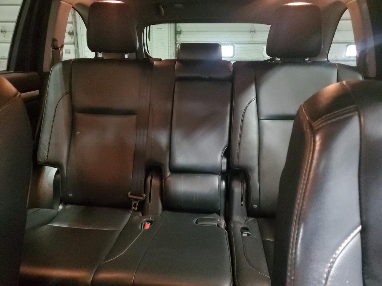 2016 Toyota Highlander - Image 10
