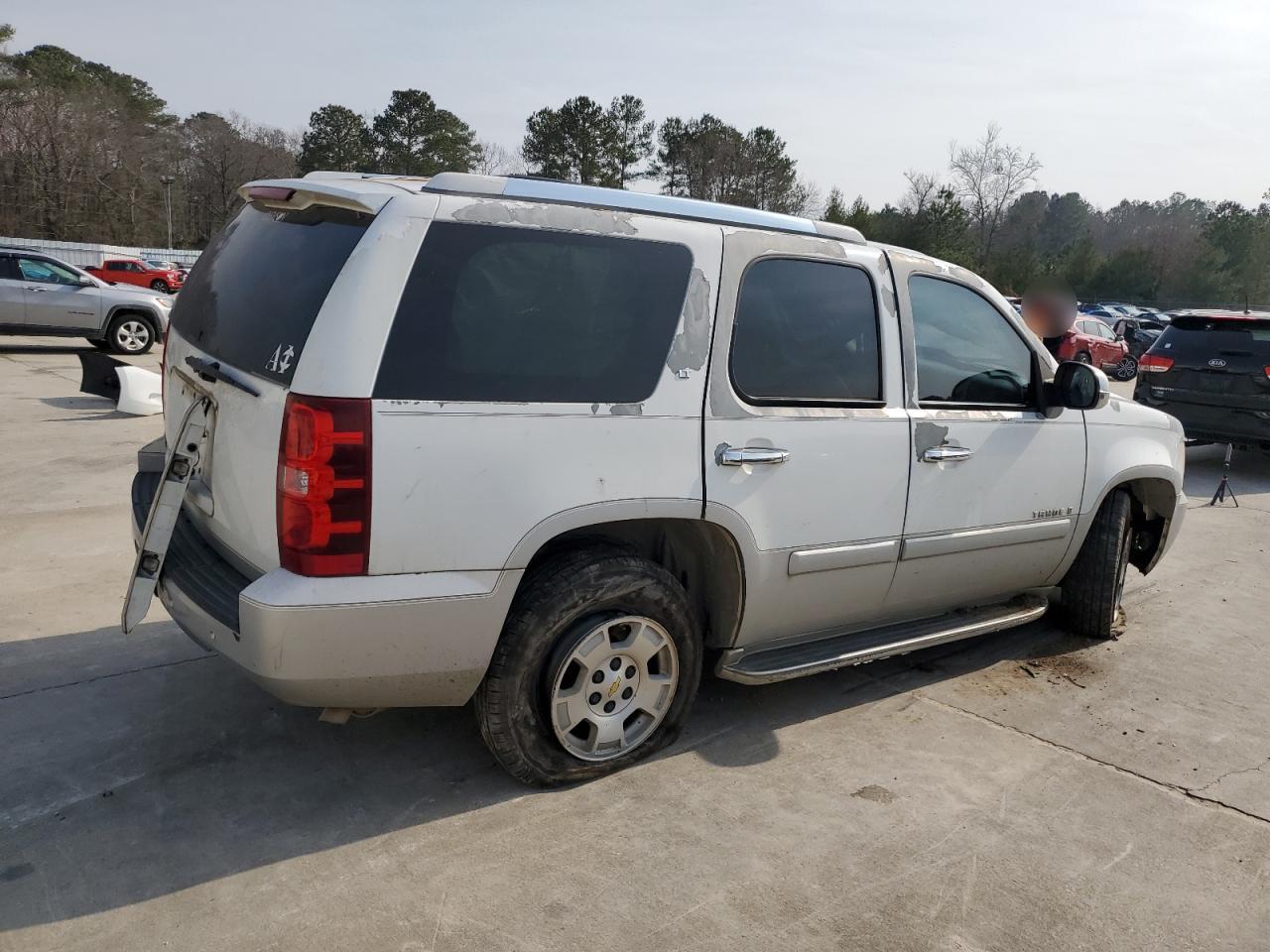 2007 Chevrolet Tahoe - Image 3