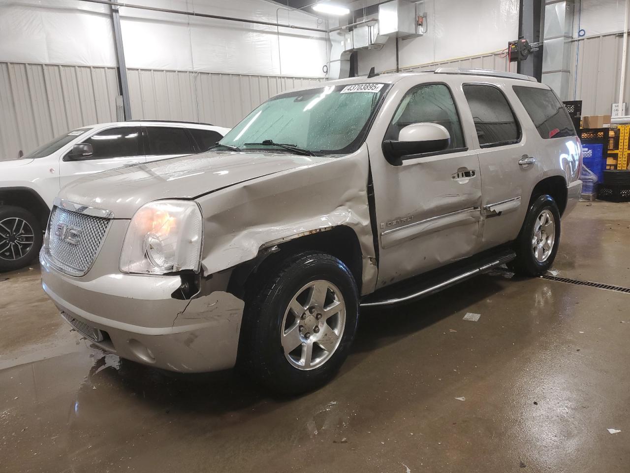 2008 GMC Yukon - Image 1