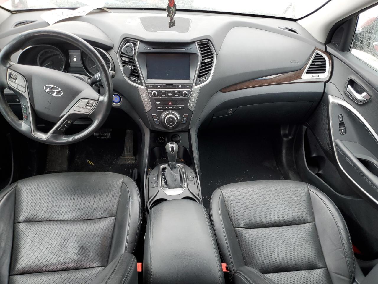 2018 Hyundai Santa Fe - Image 8